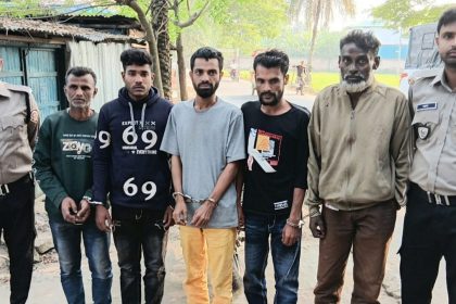 ভ্রাম্যমাণ আদালতের নির্দেশে ৫ মাদক কারবারীর বিভিন্ন মেয়াদে কারাদণ্ড
