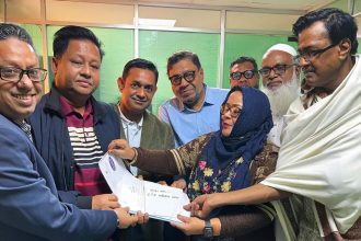 বিপুল নেতাকর্মী নিয়ে ঢাকা-১২ আসনে নীরবের মনোনয়নপত্র উত্তোলন