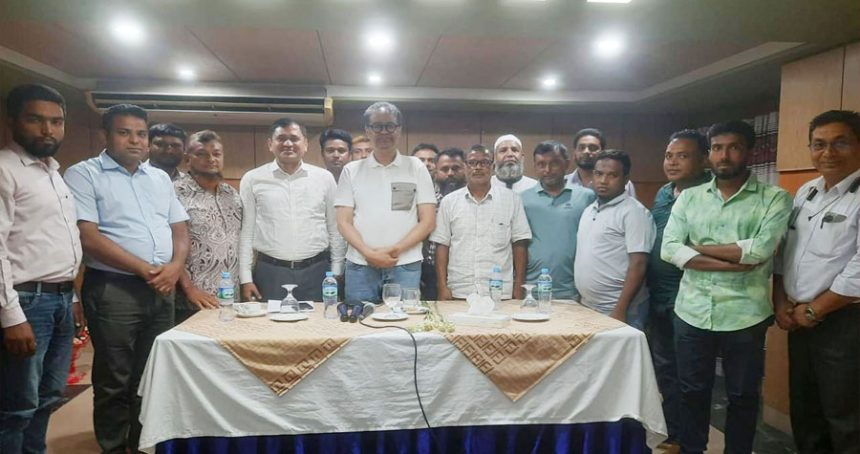 বগুড়ায় ব্যবসা সম্প্রসারণ ও শিল্পায়ন নিয়ে দেশবন্ধু গ্রুপের মতবিনিময় সভা
